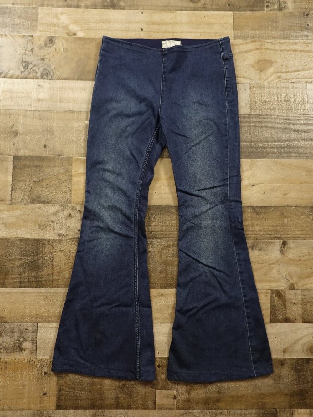 Free People Pull On Flare Jeans Women’s 29 Blue Mid Rise Stretch Boho